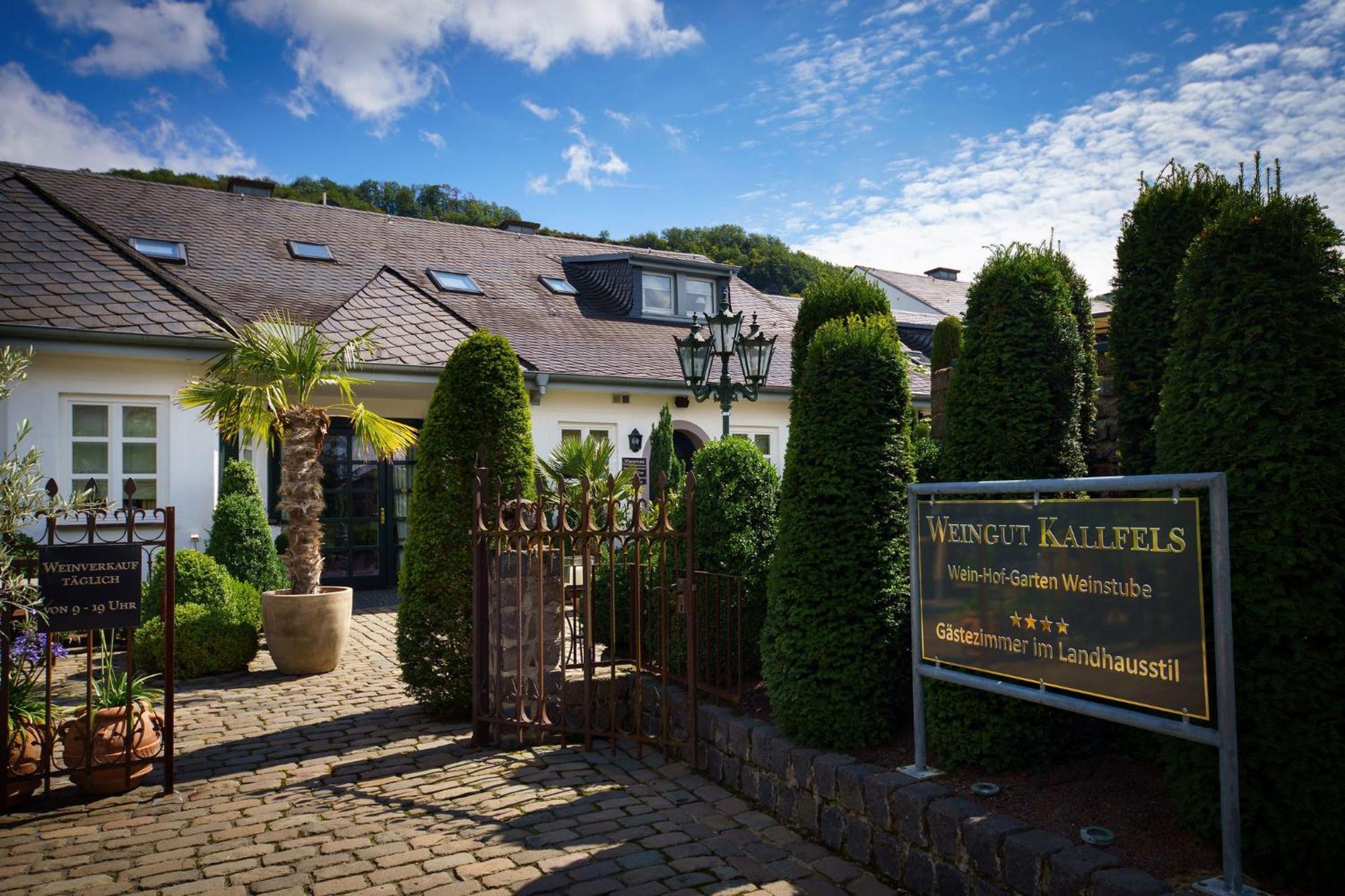 Wein Und Landhaus Kallfels Kröv Extérieur photo